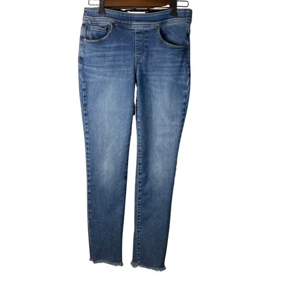 City Blues Women’s Pull On Tummy Control Ankle Jeans Size 4 - Picture 1 of 7